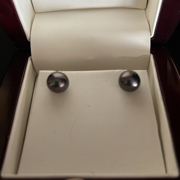 Elegant, perfect Tahitian pearl earrings - Picture 2 of 5